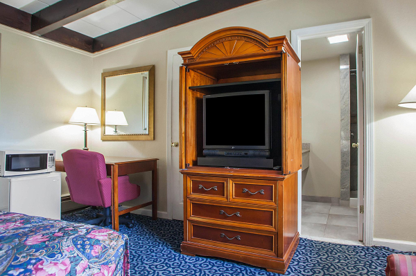 Las mejores ofertas de Rodeway Inn Wall