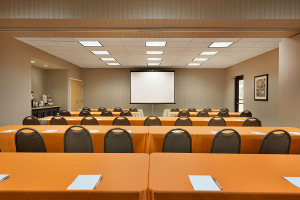 Las mejores ofertas de Hampton Inn & Suites Largo Largo