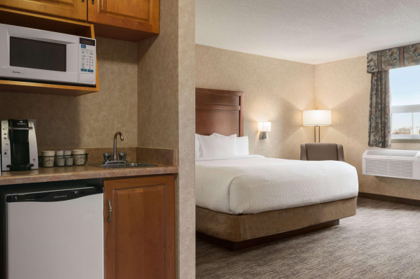 Las mejores ofertas de Days Inn & Suites By Wyndham Brooks Brooks