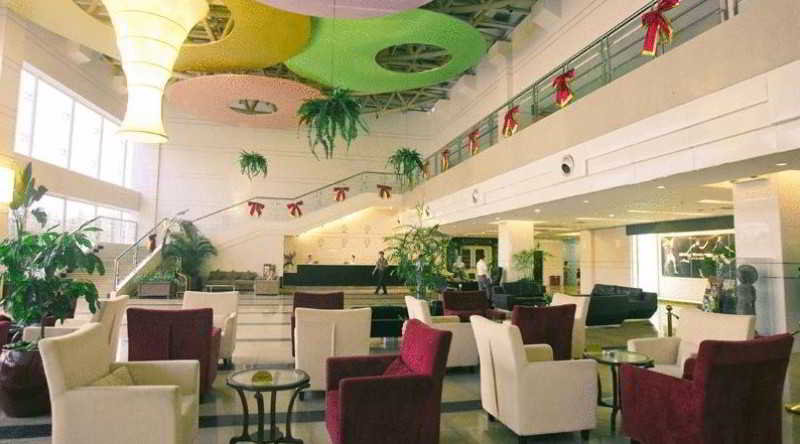 Las mejores ofertas de University Business Guangzhou 