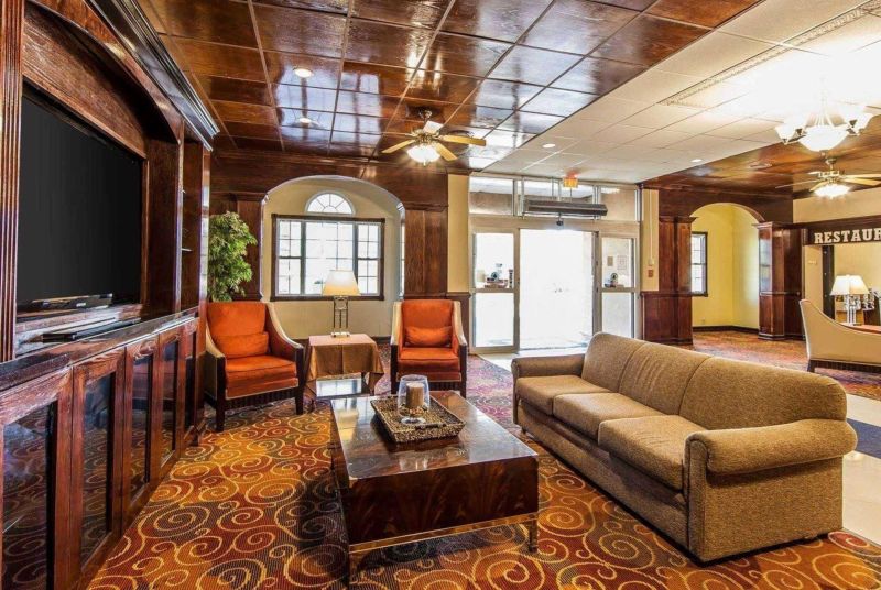 Wingate By Wyndham Marietta Conference Center