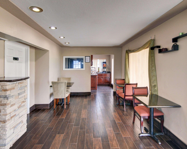 Las mejores ofertas de Rodeway Inn Gainesville I-35 Gainesville