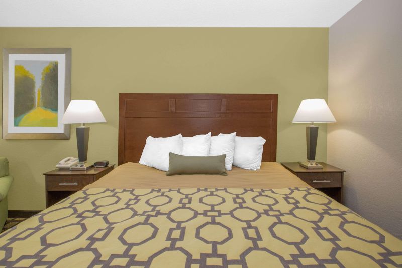 Baymont by Wyndham Ames