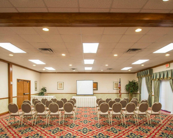 Las mejores ofertas de Days Inn by Wyndham Stuart Stuart