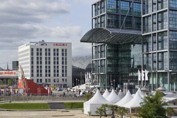 Las mejores ofertas de Meininger Hotel Berlin Hauptbahnhof Berlin