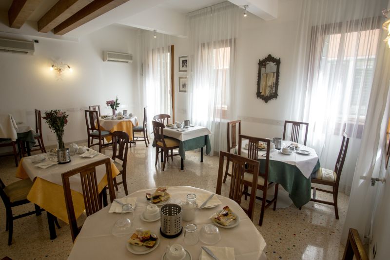 Las mejores ofertas de Antigo Trovatore Venecia