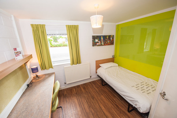 Las mejores ofertas de Queen's University Belfast Belfast 