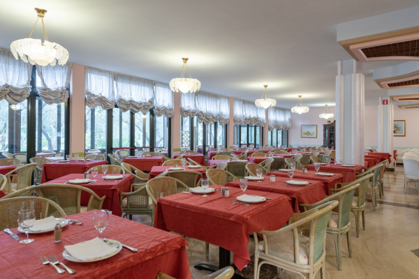 Las mejores ofertas de Park Hotel Oasi Lago de Garda