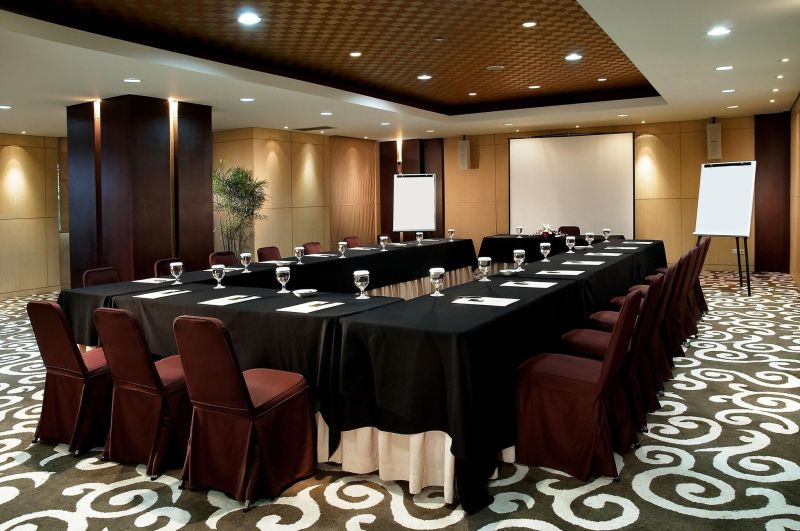 Las mejores ofertas de Kristal Jakarta