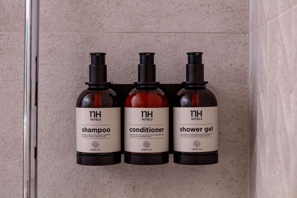 Las mejores ofertas de NH Savona Darsena SOVANA