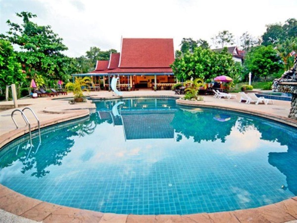 Las mejores ofertas de Holiday Villa Phra Yai o Playa del Gran Buda