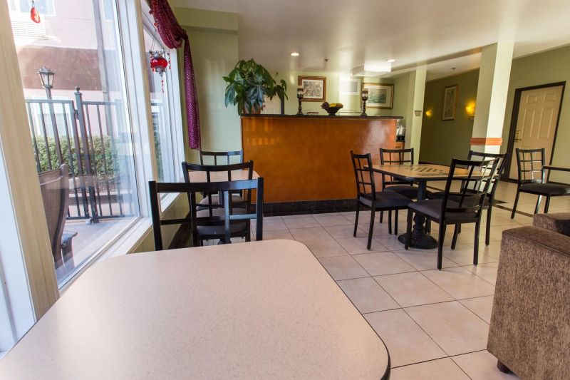 Las mejores ofertas de Rodeway Inn & Suites Hayward Hayward