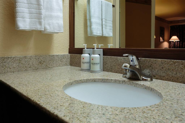 Las mejores ofertas de The Redwood Fortuna Riverwalk Hotel Eureka 