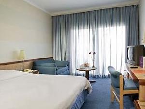 Mercure Ismailia Forsan Island Hotel