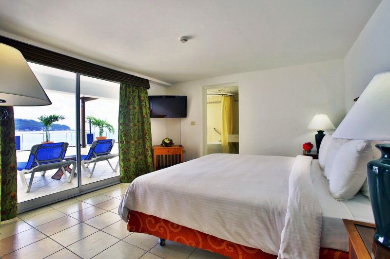 Sonesta Great Bay Beach Resort