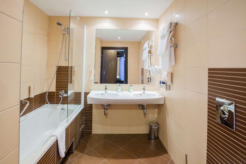 Las mejores ofertas de Qubus Hotel Lodz Lodz 