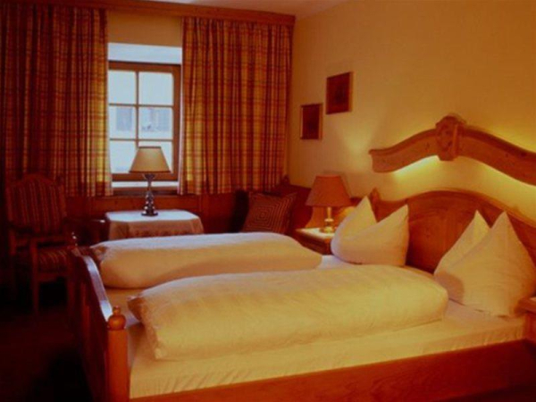 Las mejores ofertas de Strasshofer Kitzbuhel