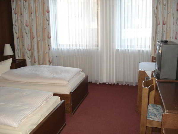 Las mejores ofertas de BEST WESTERN Hotel Regina Colonia