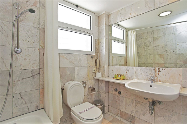 Las mejores ofertas de Congo Palace Glyfada