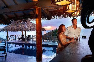 DoubleTree Resort by Hilton Hotel Fiji - Sonaisali Island