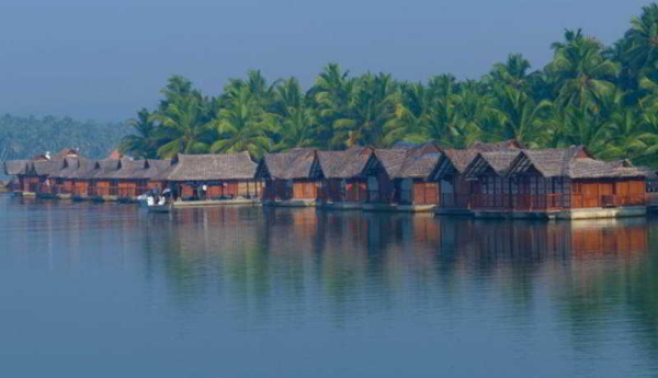 Las mejores ofertas de Poovar Island Resort Poovarany