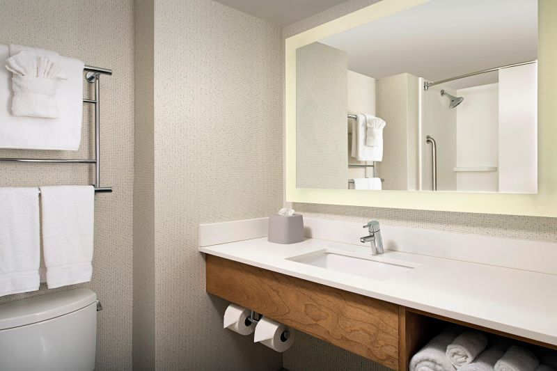 Las mejores ofertas de Holiday Inn Express and Suites College Park Washington