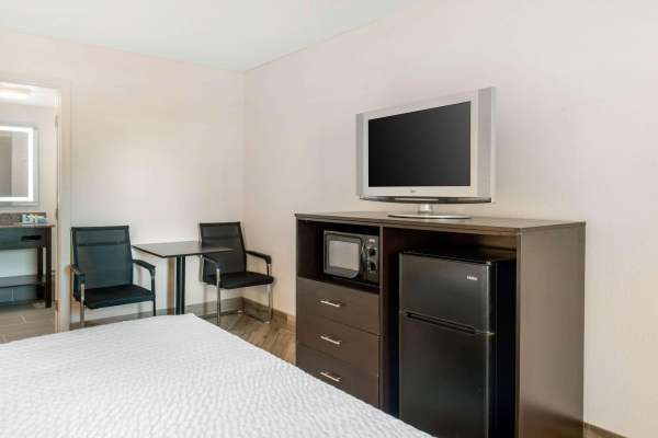 Las mejores ofertas de Clarion Inn & Suites Kissimmee Lake Buena Vista S Orlando