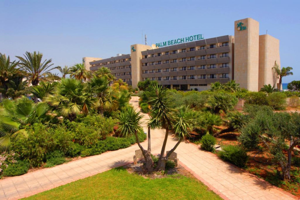 Las mejores ofertas de Palm Beach Hotel & Bungalows Larnaca