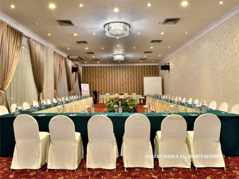 Las mejores ofertas de Grand Aquila Bandung