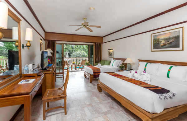 Las mejores ofertas de Thara Patong Beach Resort Pho Thong