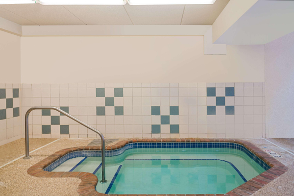 Las mejores ofertas de Ramada Conference Center by Wyndham Plymouth Minneapolis