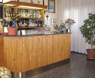 Las mejores ofertas de CARMEN Trezzano Sul Naviglio