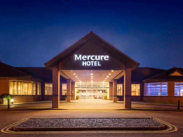 Las mejores ofertas de Mercure Daventry Court Hotel Northampton 