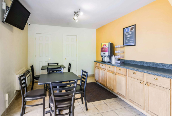 Las mejores ofertas de Rodeway Inn North Chesterfield Richmond