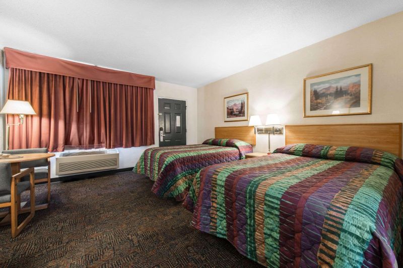 Las mejores ofertas de Rodeway Inn & Suites Colorado Springs Colorado Springs