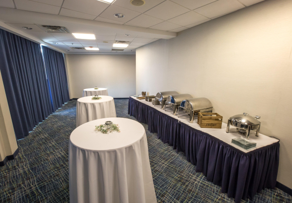 Las mejores ofertas de Holiday Inn Raleigh Downtown - Capital Raleigh 