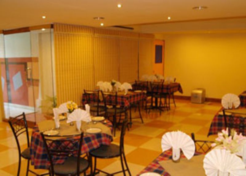 Las mejores ofertas de Metro Heights Delhi