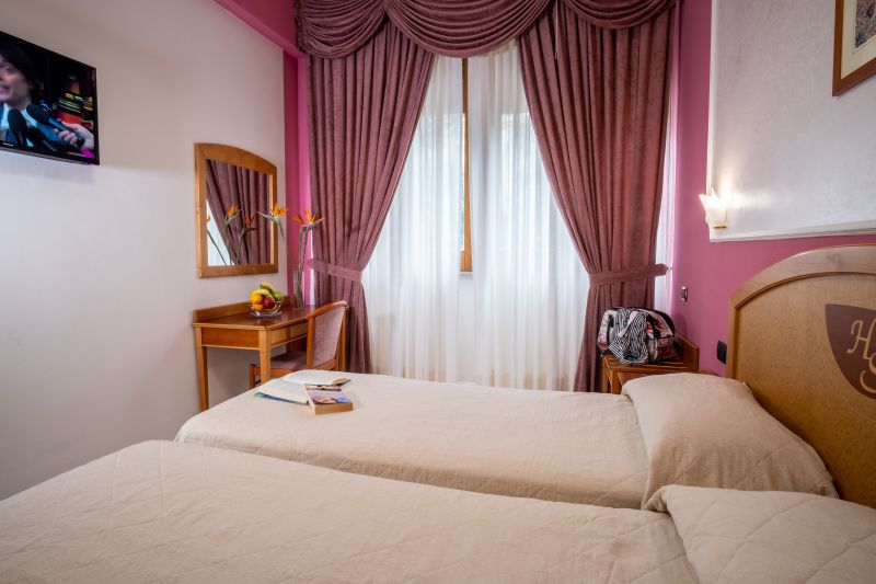 Las mejores ofertas de Hotel Savoia Sorrento 
