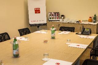 Las mejores ofertas de UNA HOTELS Bologna Fiera BOLONIA