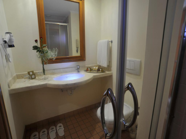 Las mejores ofertas de Akka Hotel Claros Kemer
