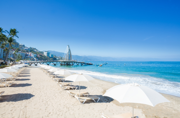 Las mejores ofertas de Playa Los Arcos Hotel Beach Resort & Spa Puerto Vallarta 