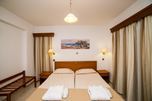 Las mejores ofertas de Kefalos Beach Tourist Village Paphos
