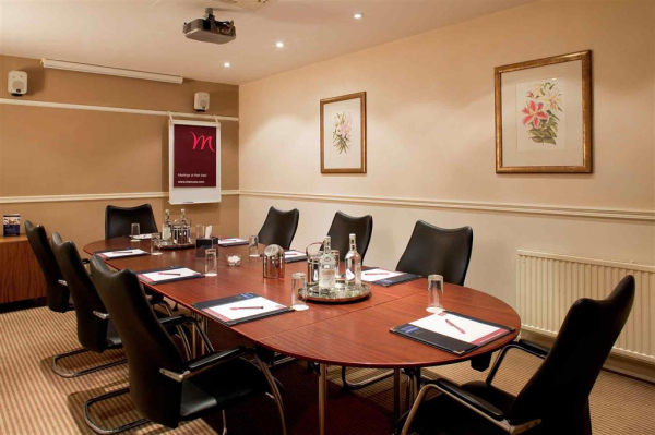 Las mejores ofertas de Woughton House Hotel Northampton 