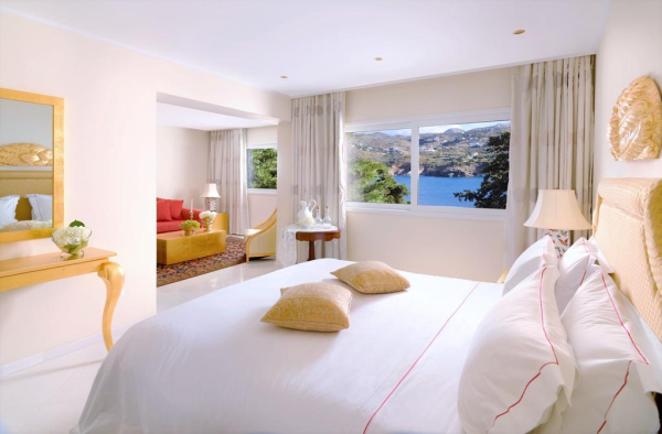 Las mejores ofertas de Out Of The Blue Resort Iraklion