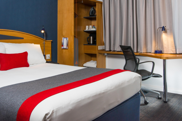 Las mejores ofertas de Holiday Inn Express East Midlands Airport Castle Donington 