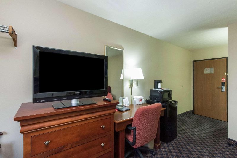 Las mejores ofertas de Econo Lodge Inn & Suites Des Moines - Merle Hay Rd Des Moines 