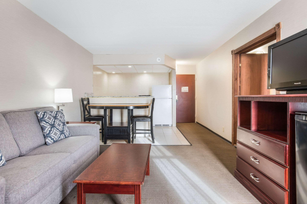 Las mejores ofertas de Clarion Inn & Suites Airport Grand Rapids
