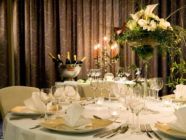 Las mejores ofertas de Dorint Hotel am Dom Erfurt Erfurt
