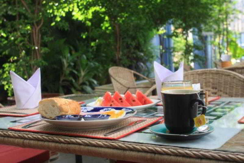 Las mejores ofertas de Frangipani Villa 90s Phnom Penh