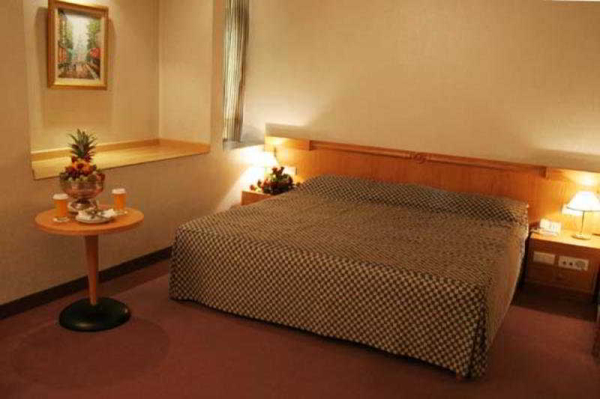 Las mejores ofertas de Acropolis Juniyah